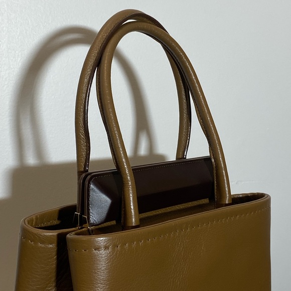 *Authentic* MaxMara handbag - Picture 4 of 16